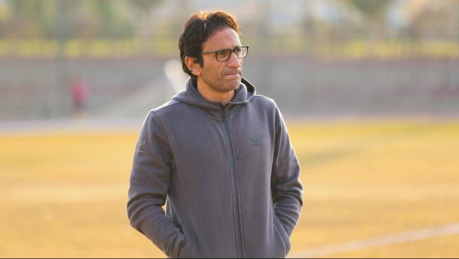 أحمد سامي المدير الفني لنادي سموحة 