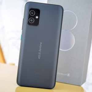 هاتف Asus Zenfone 8