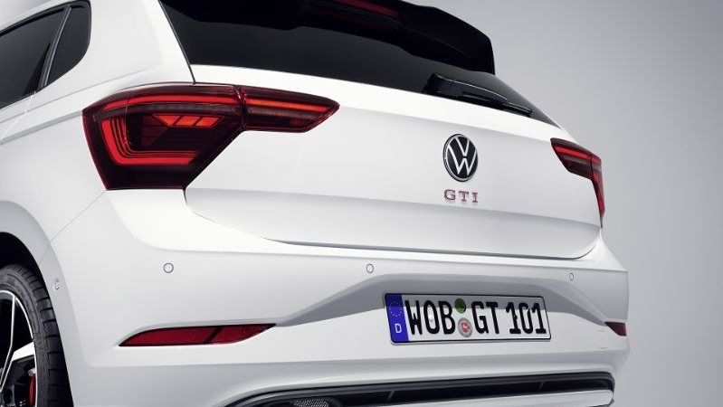 فولكس فاجن تزيح الستار عن بولو GTI موديل 2021.. تفاصيل