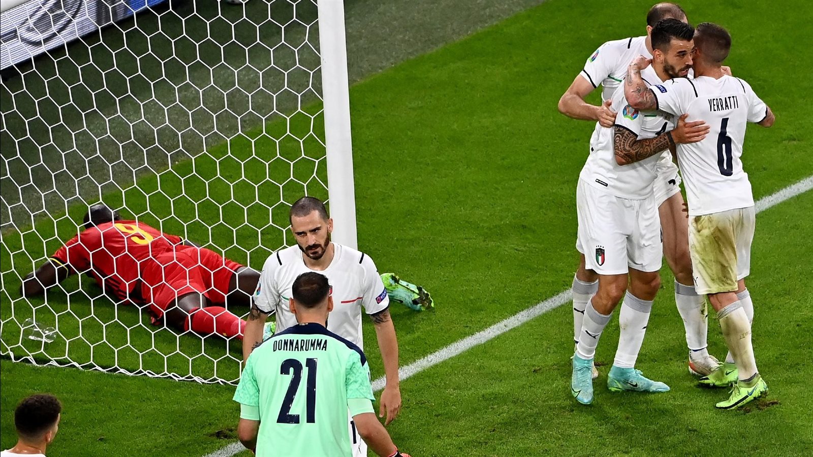 إيطاليا وبلجيكا