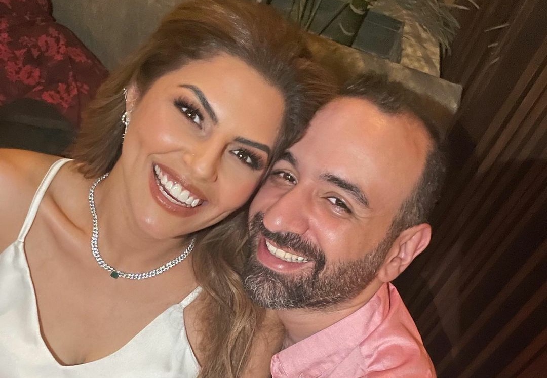 المخرج عمرو سلامة وزوجته