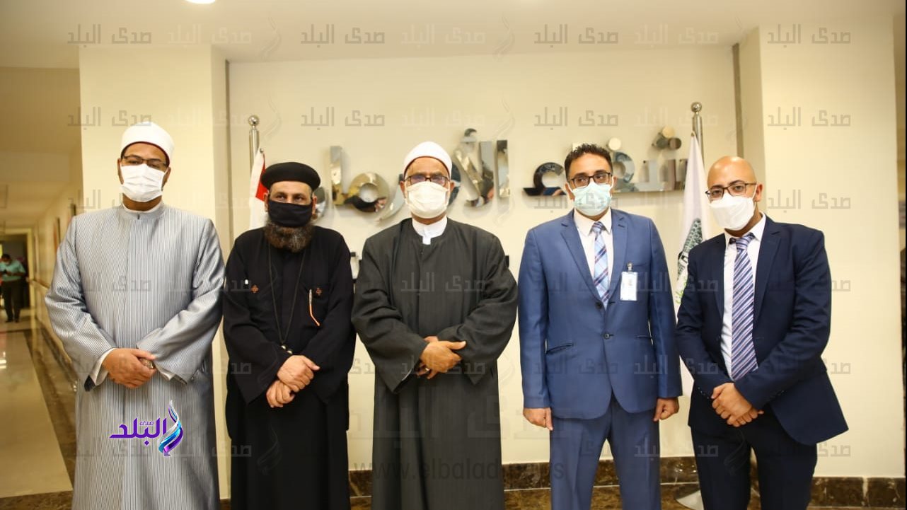 وفد "سلام ومحبة"   يدعمون الأطفال بالهدايا والألعاب
