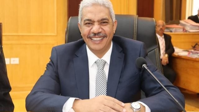 الدكتور محمود صديق