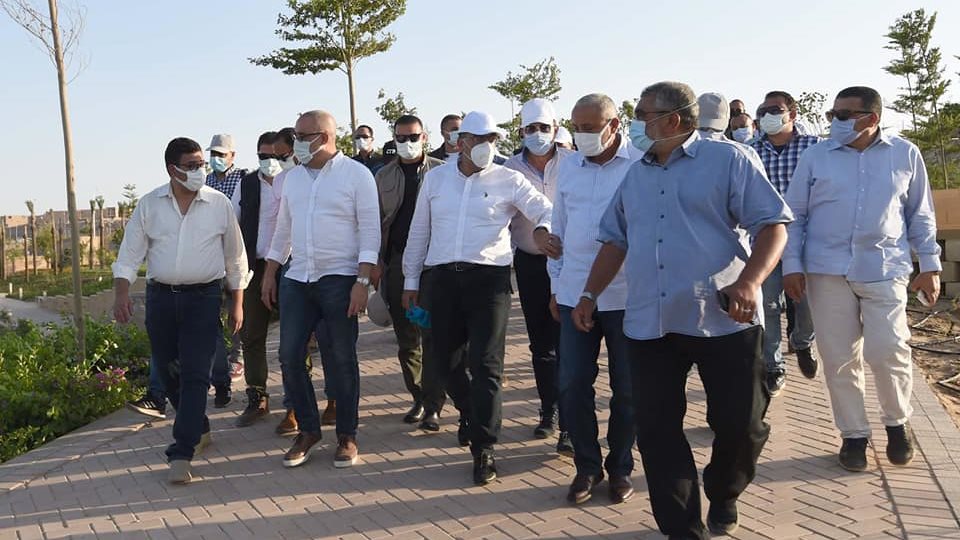 جانب من زيارة رئيس الوزراء لمشروعات أسوان