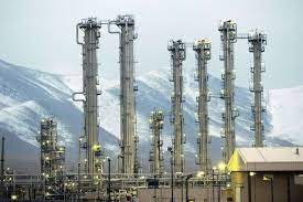 إيران تبدأ إنتاج معدن اليورانيوم المخصب وأمريكا  تحذر