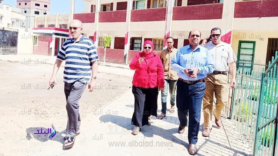 رئيس مدينة بيلا يتفقد لجان الثانوية العامة