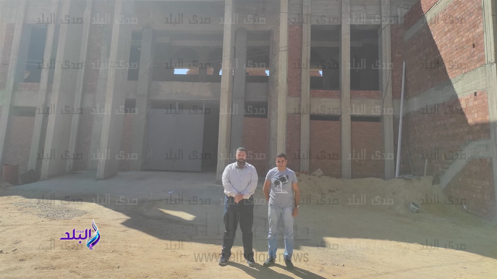 شقيق الأسطورة منسي مع مراسل صدى البلد شقيق الأسطورة منسي مع مراسل صدى البلد