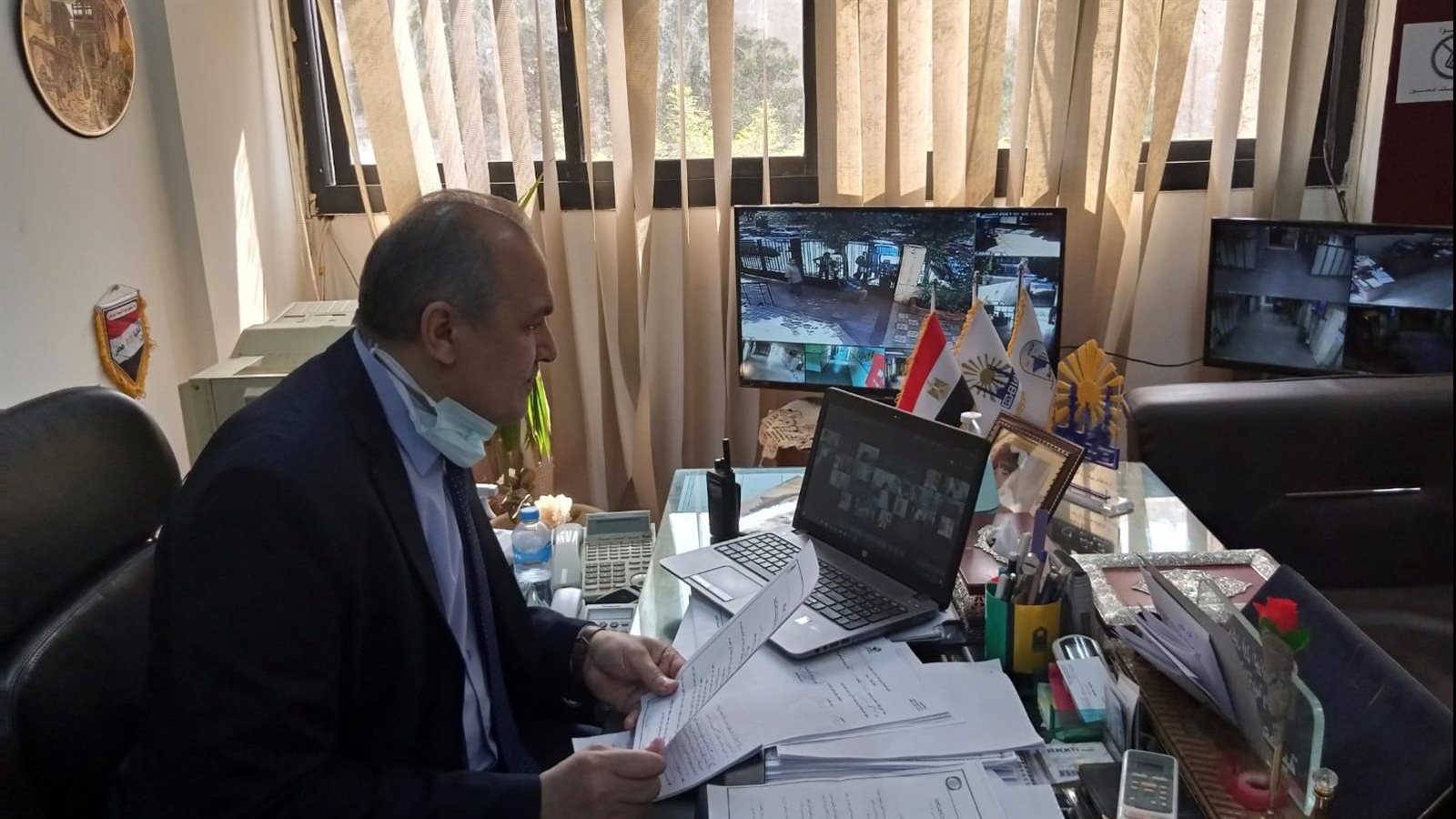 مدير تعليم القاهرة يتابع الاستعدادات النهائية للامتحانات