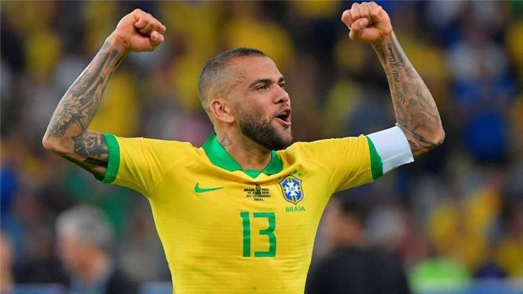داني ألفيس لاعب فريق ساو باولو البرازيلي داني ألفيس لاعب فريق ساو باولو البرازيلي