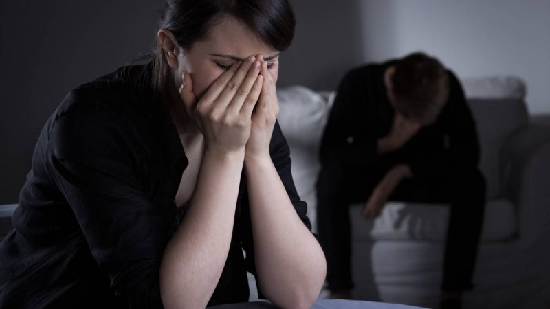 التضحية والتنازل من أجل الزوج