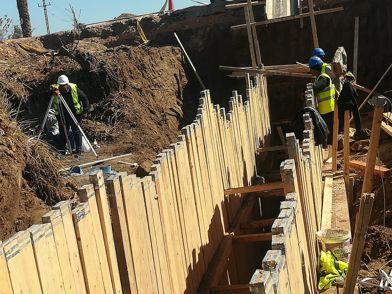 أعمال شركة مياه الشرب بالقرية