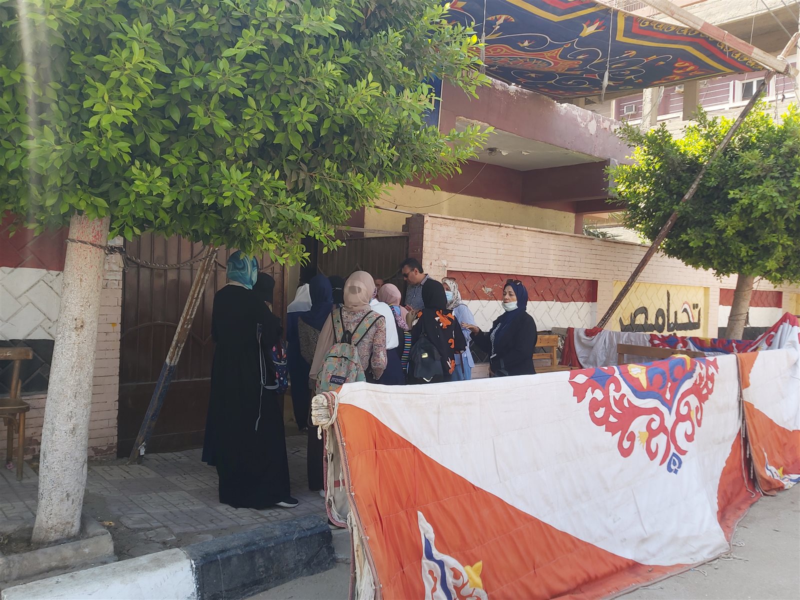 امام لجان الامتحانات بالمنصورة