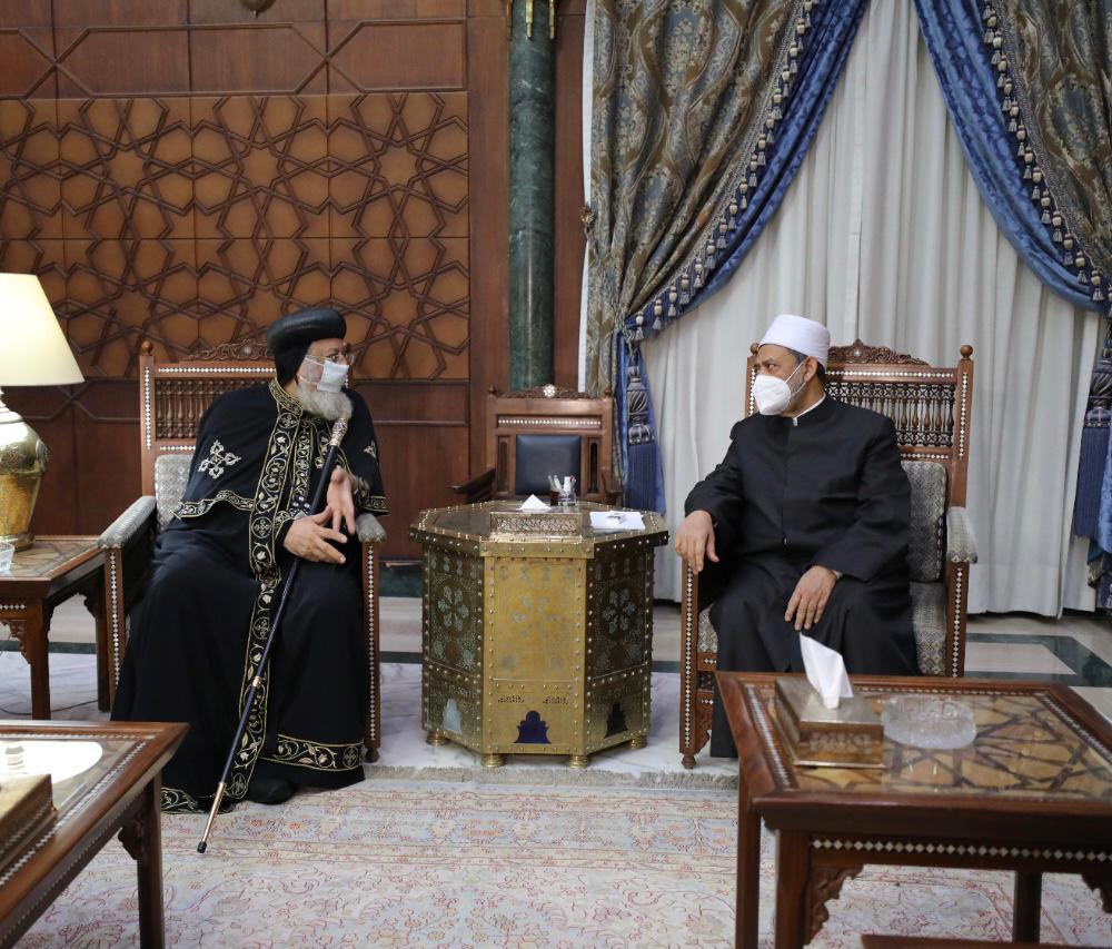 الإمام الأكبر والبابا 