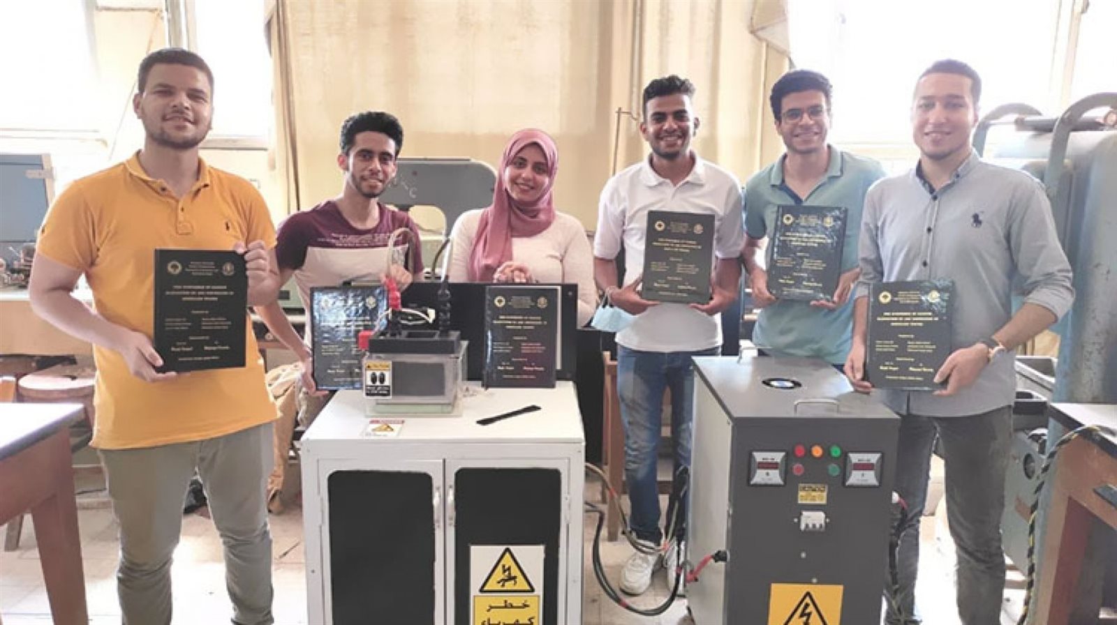 طلاب هندسة المنصورة يسجلون براءة اختراع لتبطين الغواصات