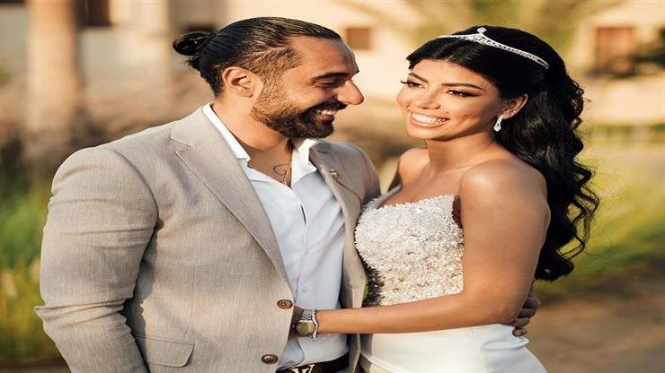 كارولين وخطيبها بيشوى وليم
