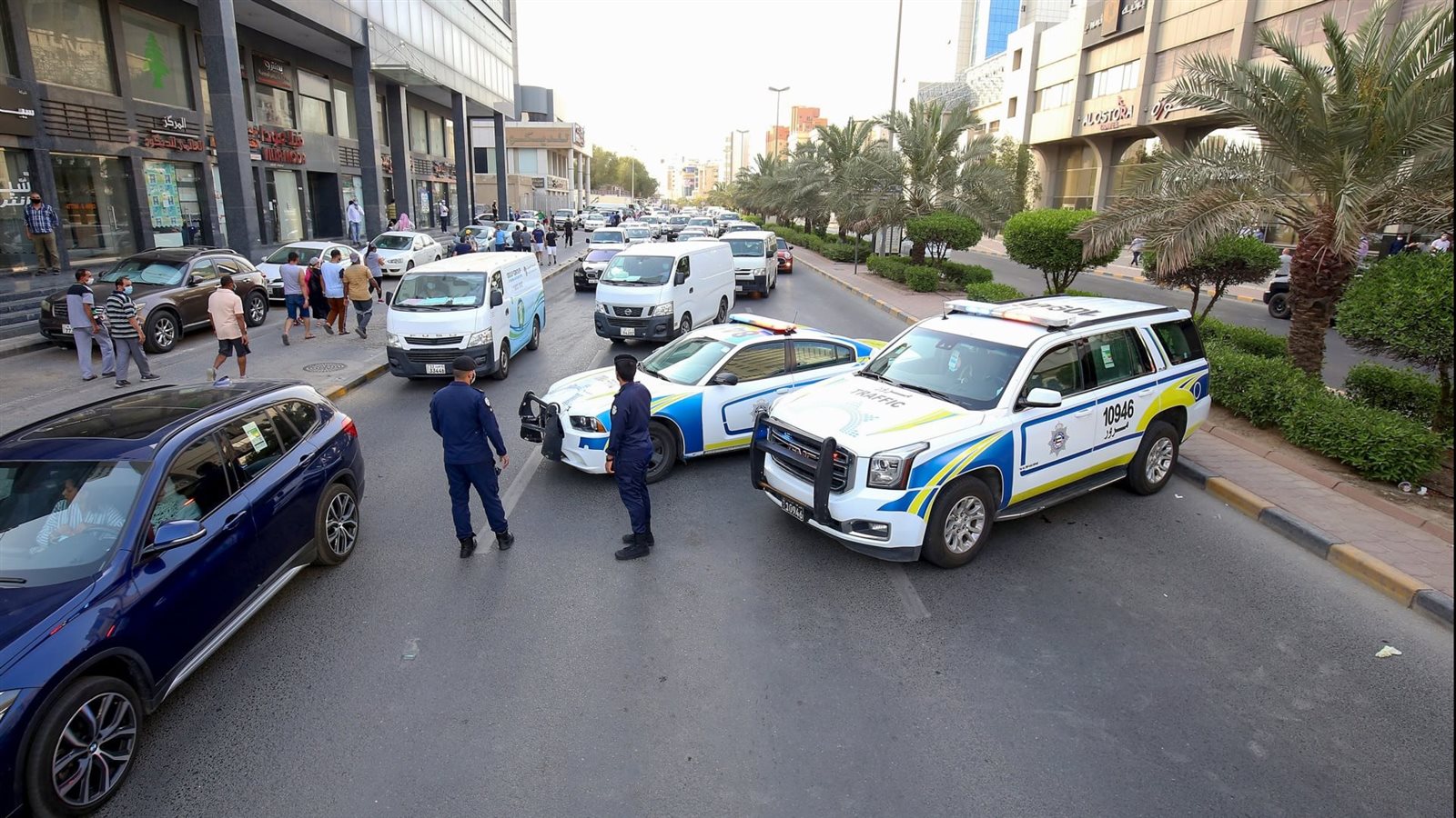 الكويت.. احتجاز مسؤول حكومي سابق بتهمة خطف شاب من البدون