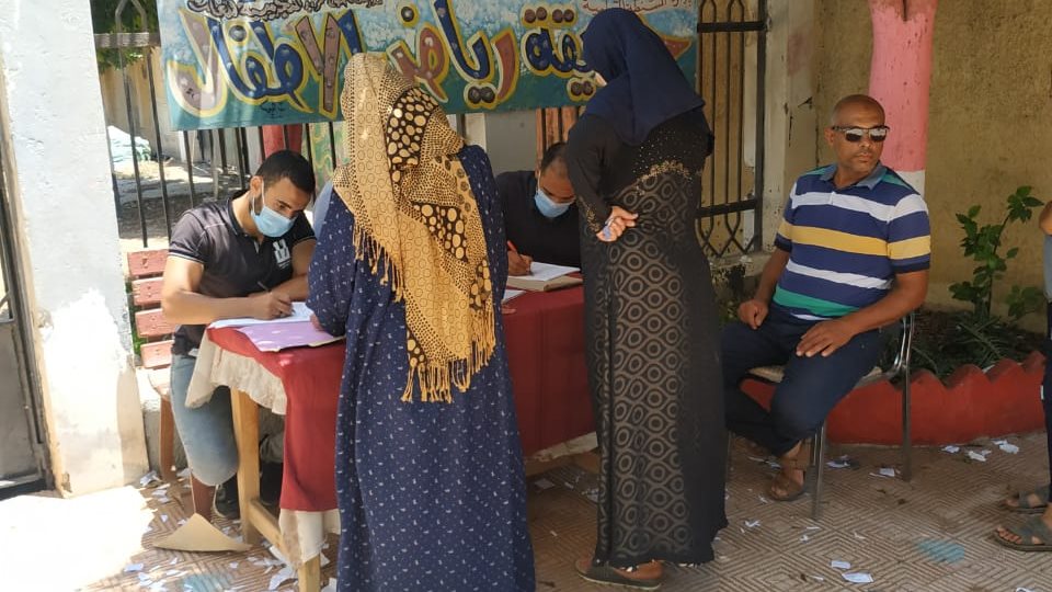 صحة الغربية:توقيع الكشف الطبي علي1230 بالقافلة الطبية  