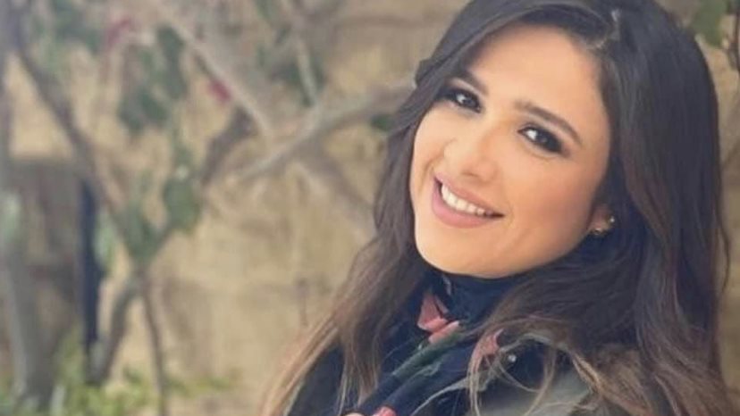 ياسمين عبد العزيز