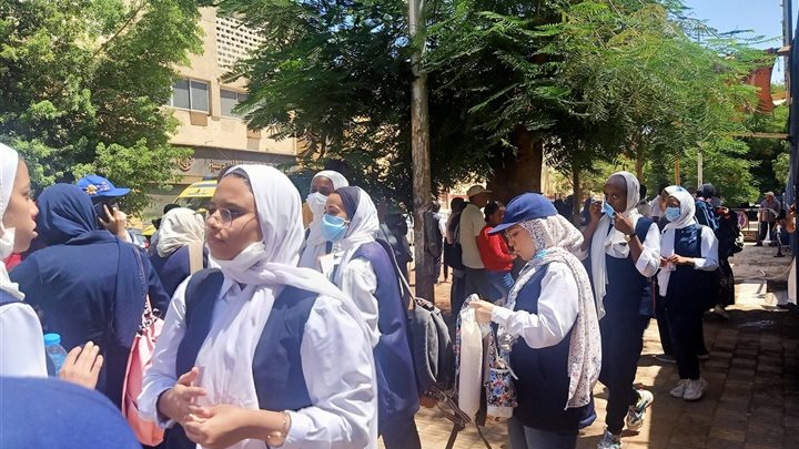 طلاب الثانوية العامة 