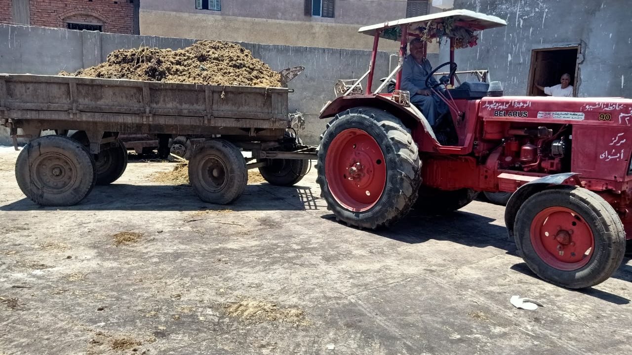 أعمال منظومة النظافة ورفع القمامة والمخلفات من الشوارع