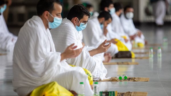 هل يجوز للحاج  التوجه إلى عرفات يوم الثامن من ذي الحجة 