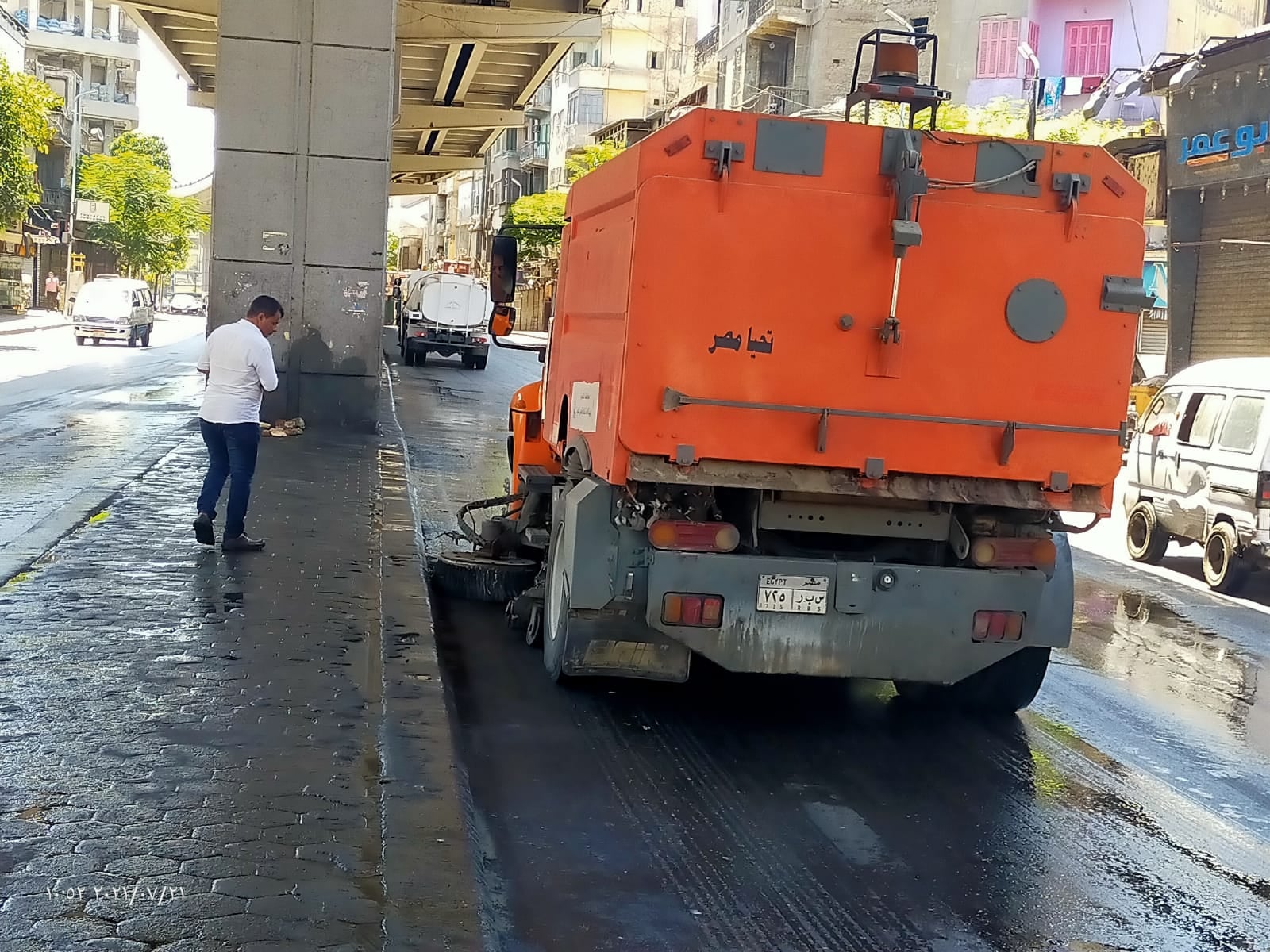 رش ونظافة شارع الأزهر 