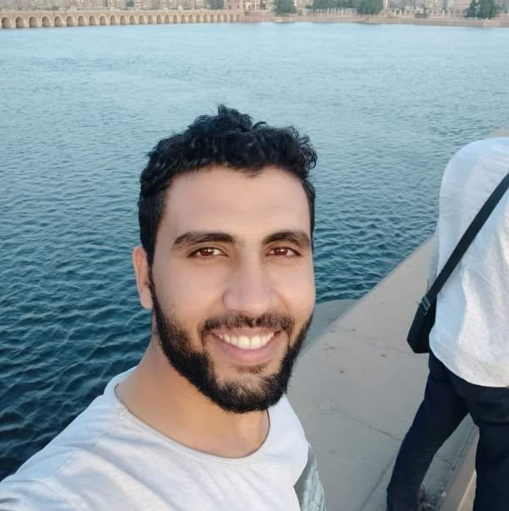 صورة المتوفي 