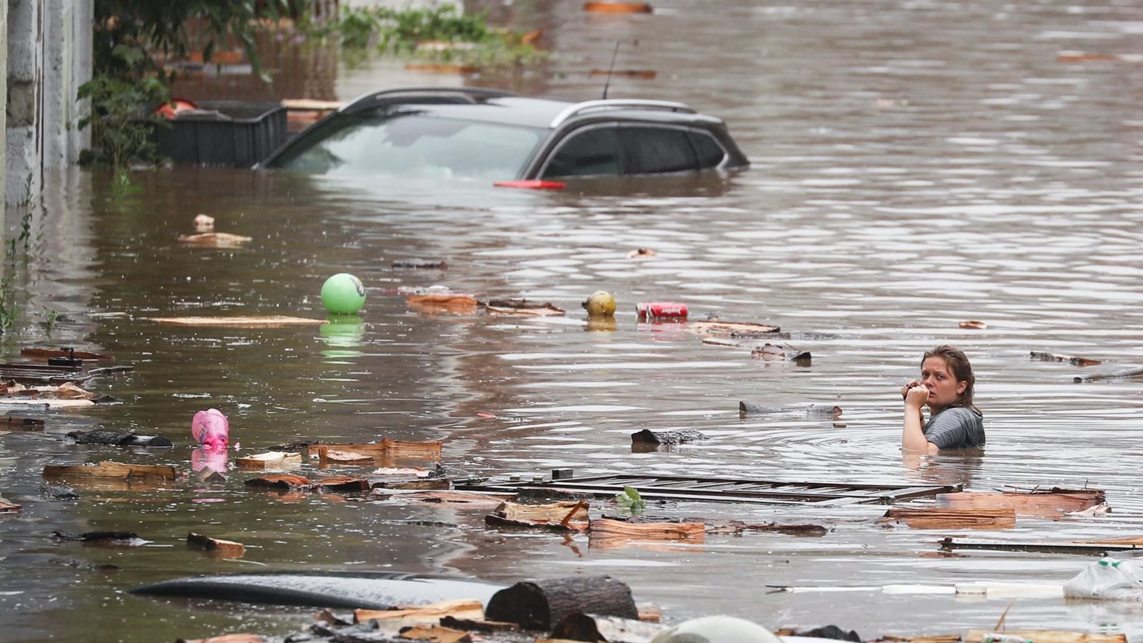 فيضانات في غرب أوروبا 