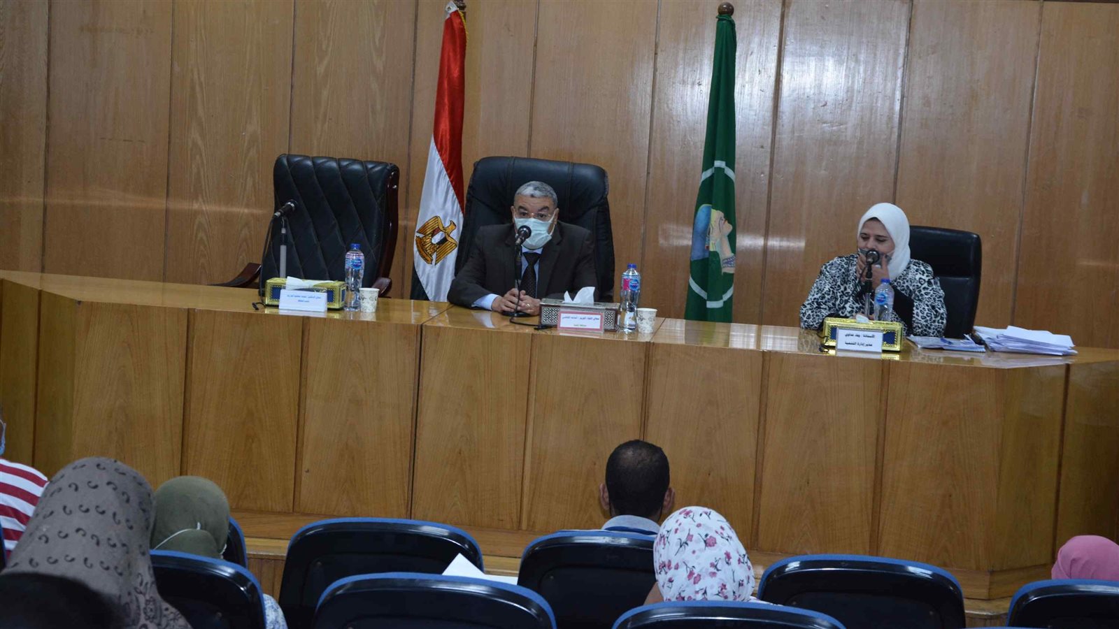 محافظ المنيا اللواء أسامة القاضي يعقد عدة اجتماعات 