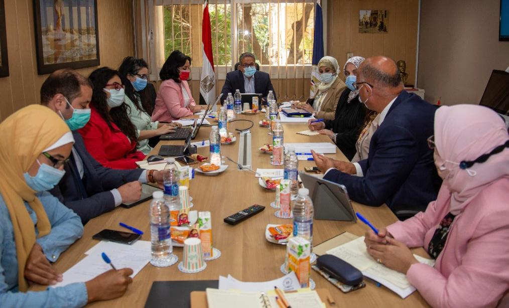 وزير السياحة 
