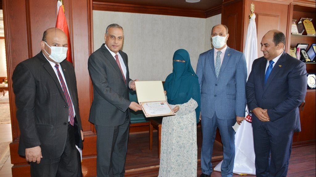 محافظ  سوهاج