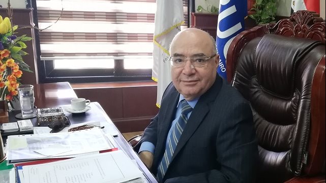  رئيس جامعة بدر فى القاهرة