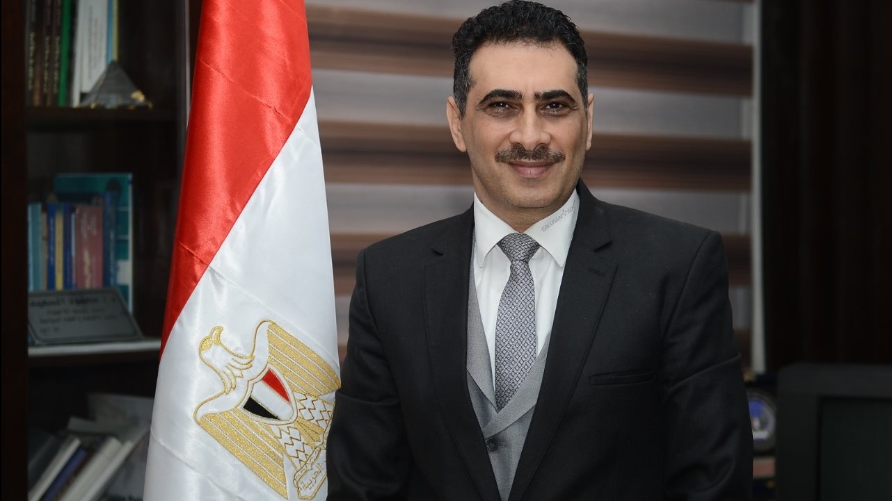 عميد كلية الاقتصاد والعلوم السياسية بجامعة القاهرة