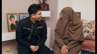 عمر كمال ووالدته