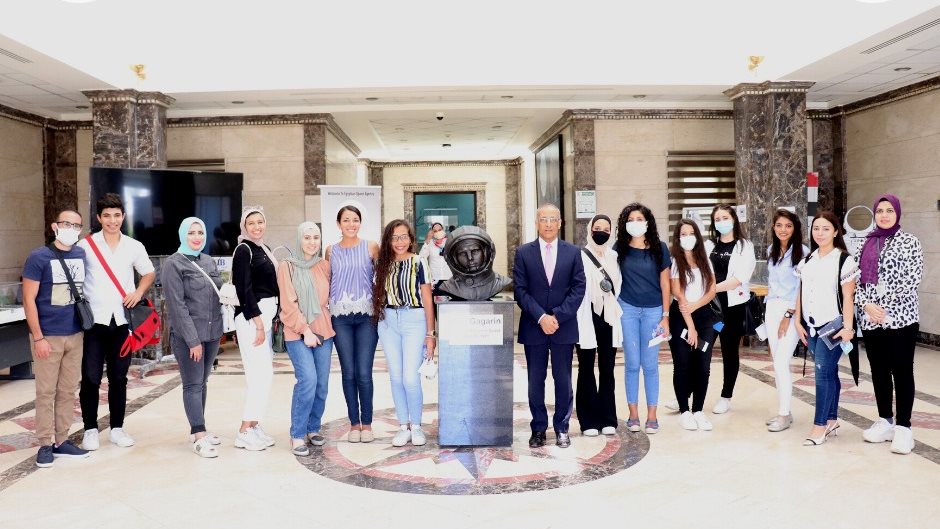 تعاون بين المعهد العالي الكندى ووكالة الفضاء المصرية 