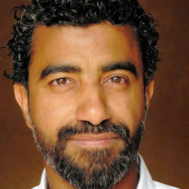 هشام هلال