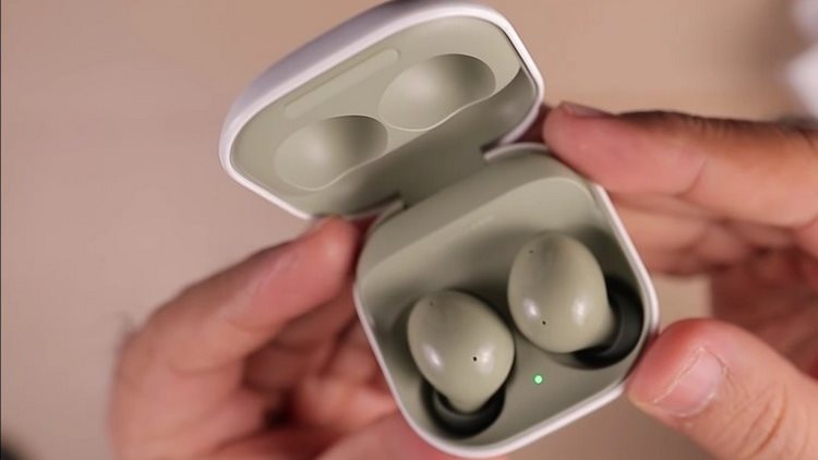 تسريب أول فيديو لسماعات سامسونج اللاسلكية Galaxy Buds 2