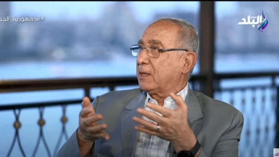 الدكتور صلاح الغزالي حرب استاذ أمراض الباطنة 