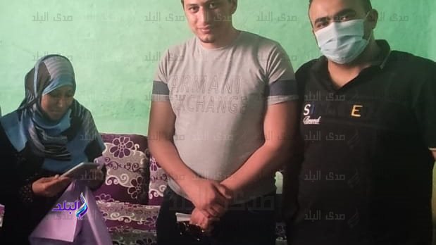 تسليم العلاج لأسرة الطفل 