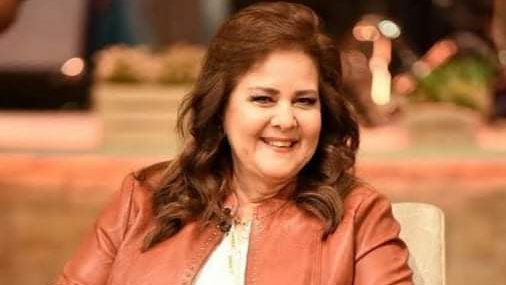 الفنانة دلال عبد العزيز