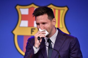 ليونيل ميسي أسطورة نادي برشلونة