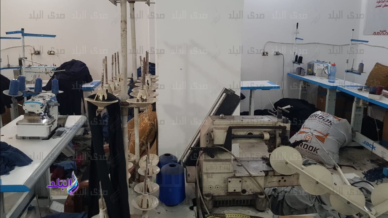 ضبط ٣ مصانع غير مرخصة أسفل عقارات سكنية في الجيزة