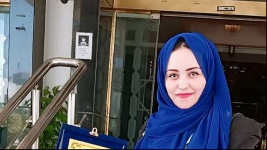 المعلمة الفائزة من سيناء  بلقب المعلمة القدوة 