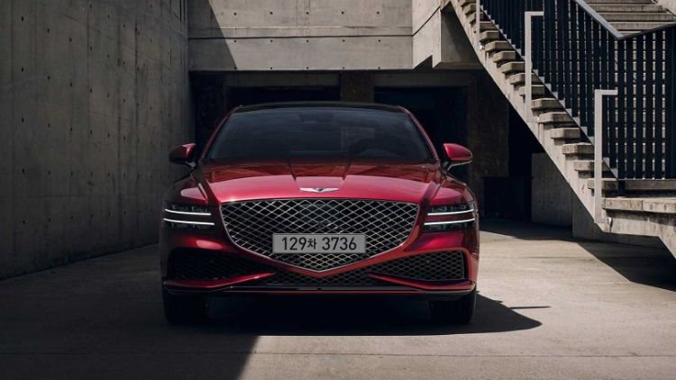 تواصل تألقها .. جينسيس تكشف النقاب عن G80 سبورت 2022