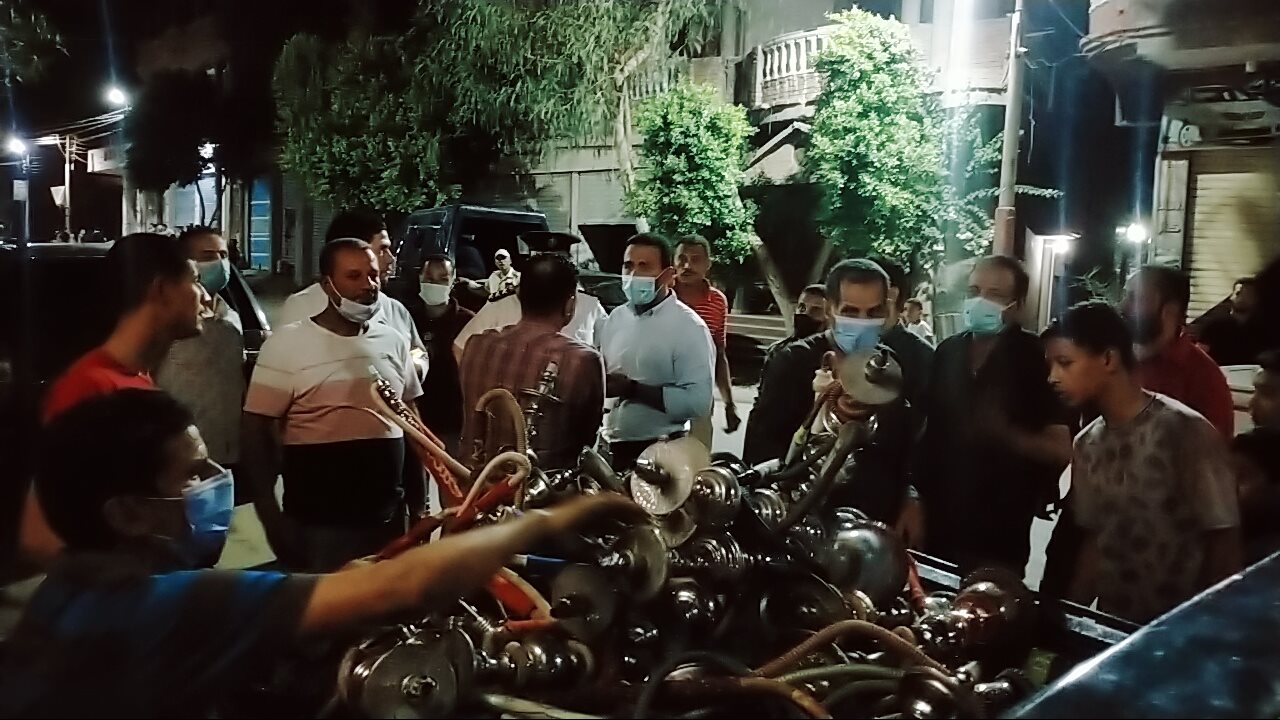 نائب محافظ الفيوم أثناء الحملة المسائية  بمركز أبشواى نائب محافظ الفيوم أثناء الحملة المسائية  بمركز أبشواى