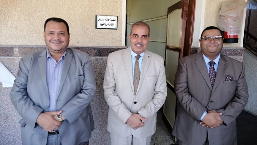 رئيس جامعة الأزهر يتفقد فصول الدراسات الإسلامية والعربية