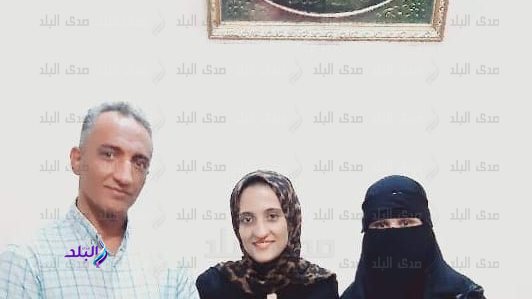 ايمان وسط أسرتها 