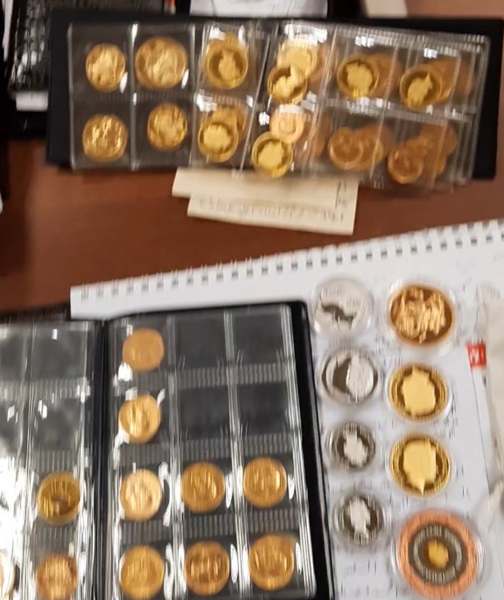 مضبوطات مطار القاهرة