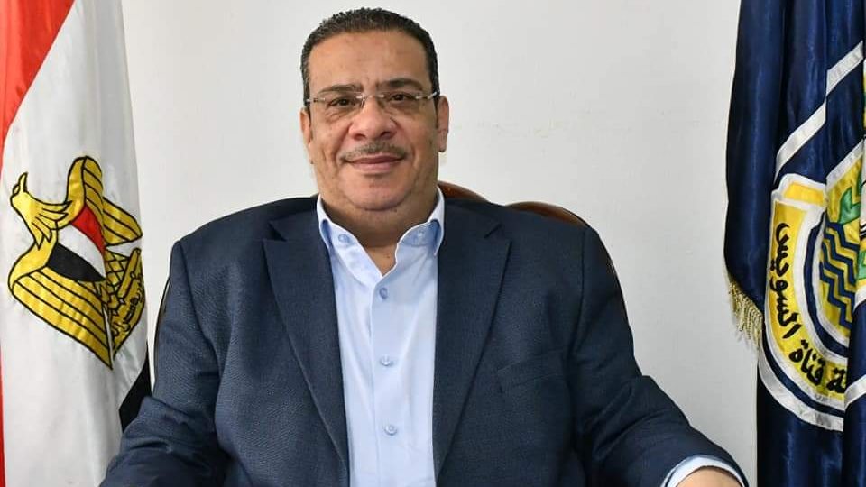 رئيس جامعة قناة السويس 