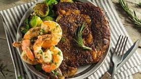 ستيك ريب أي بالثوم والجمبري